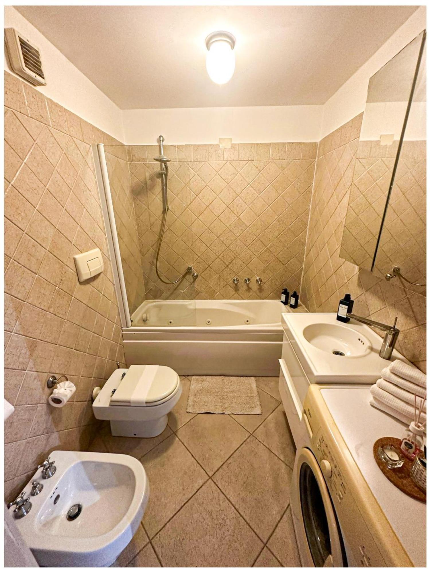 마르코 시모네 Eva Le Residenze 아파트 외부 사진